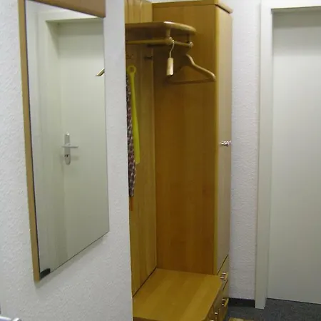 Ferienapartements Girrbach דירה *